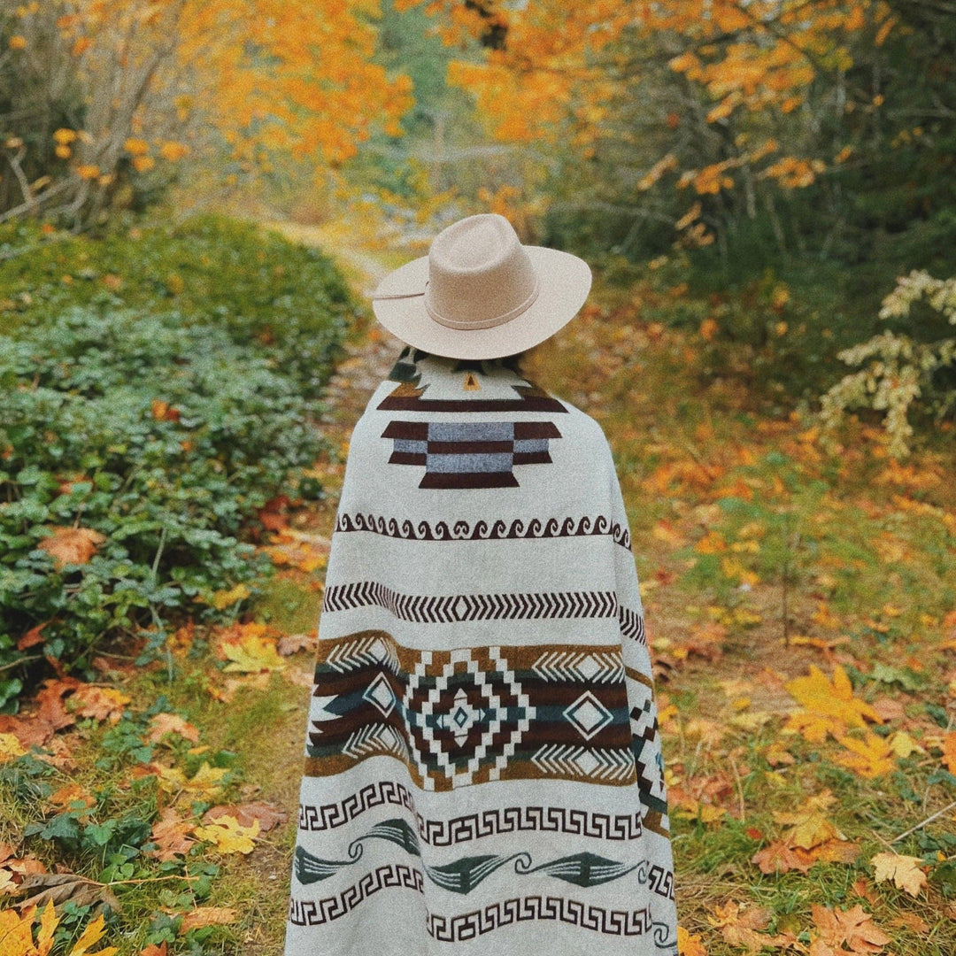 Cayambe Aztec Reversible Blanket