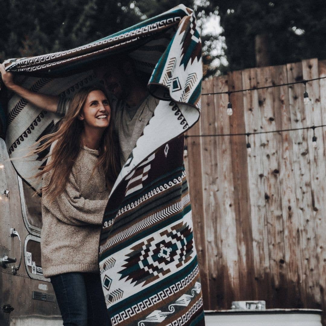 Cayambe Aztec Reversible Blanket
