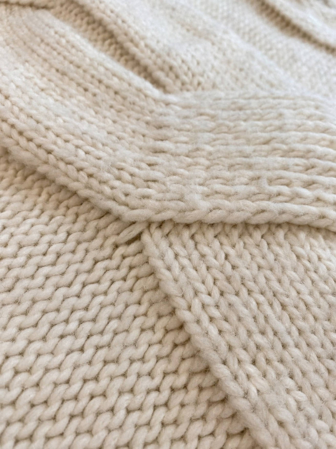Luxury Cloudknit Throw