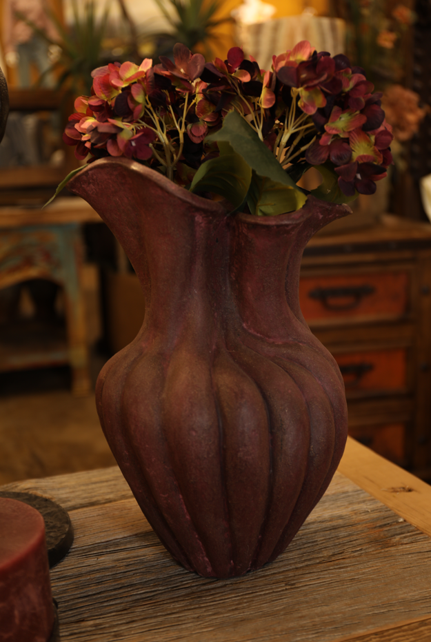 Handcrafted Vase in Mulberry