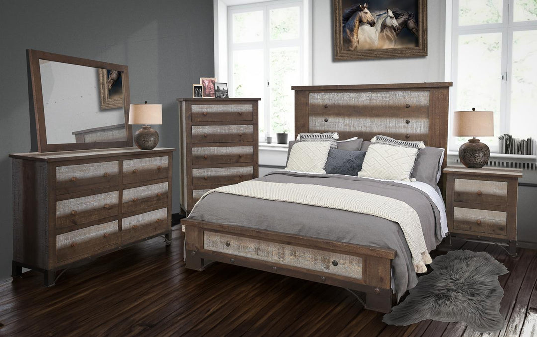 Urban Loft Chest