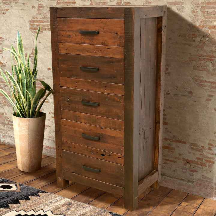 Aspen Ridge Chest