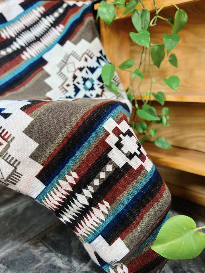 Tumbaco Reversible Blanket