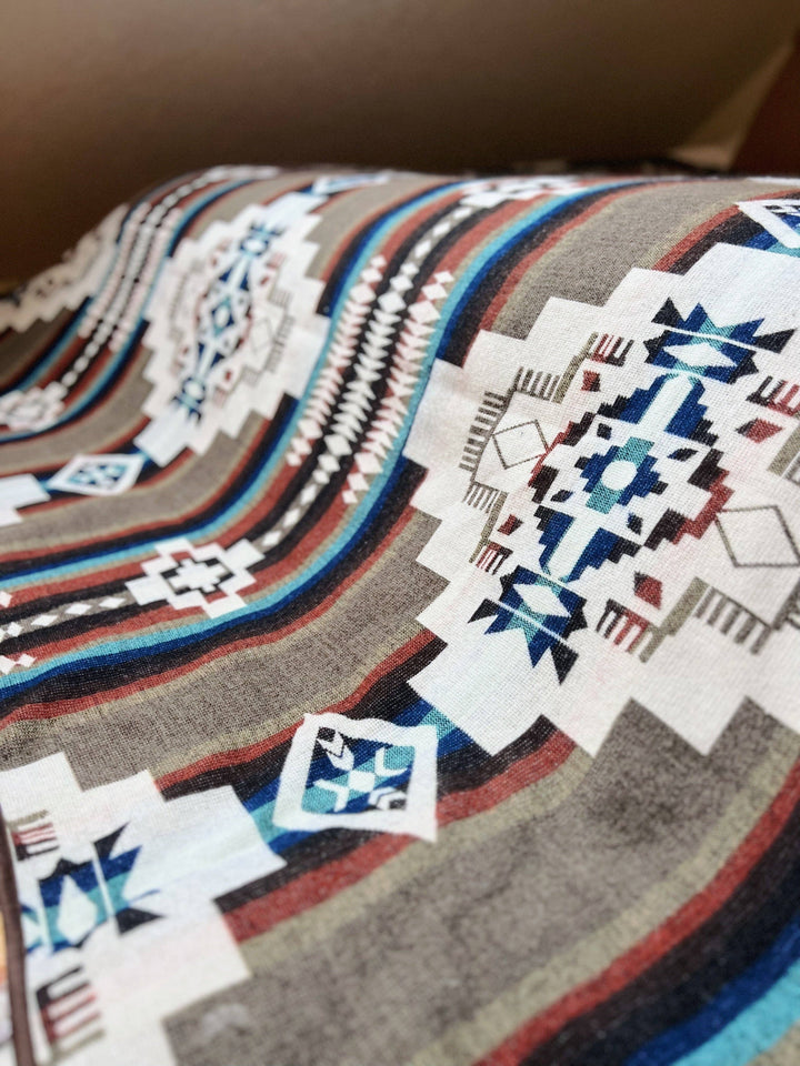 Tumbaco Reversible Blanket