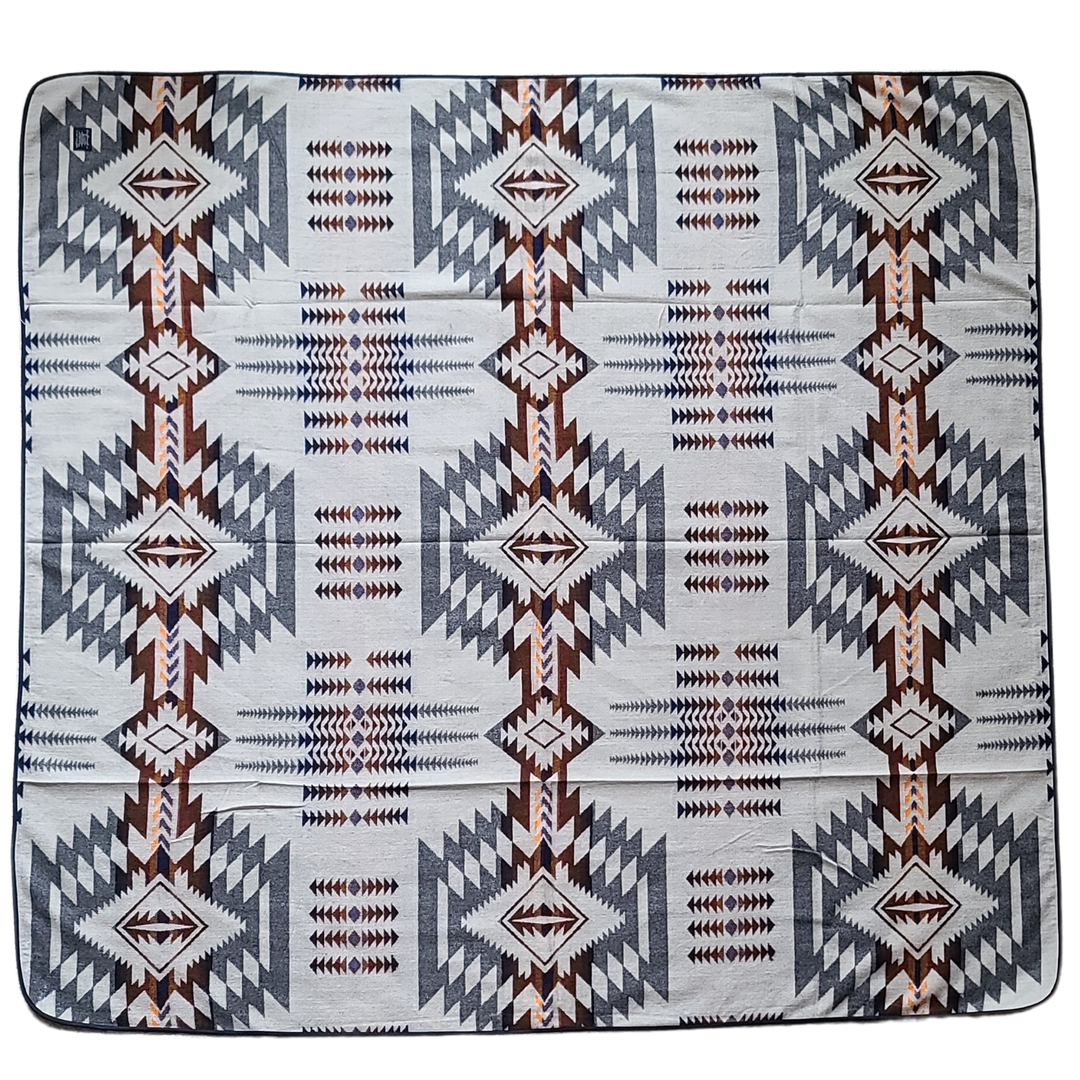 Mica Aztec Reversible Blanket