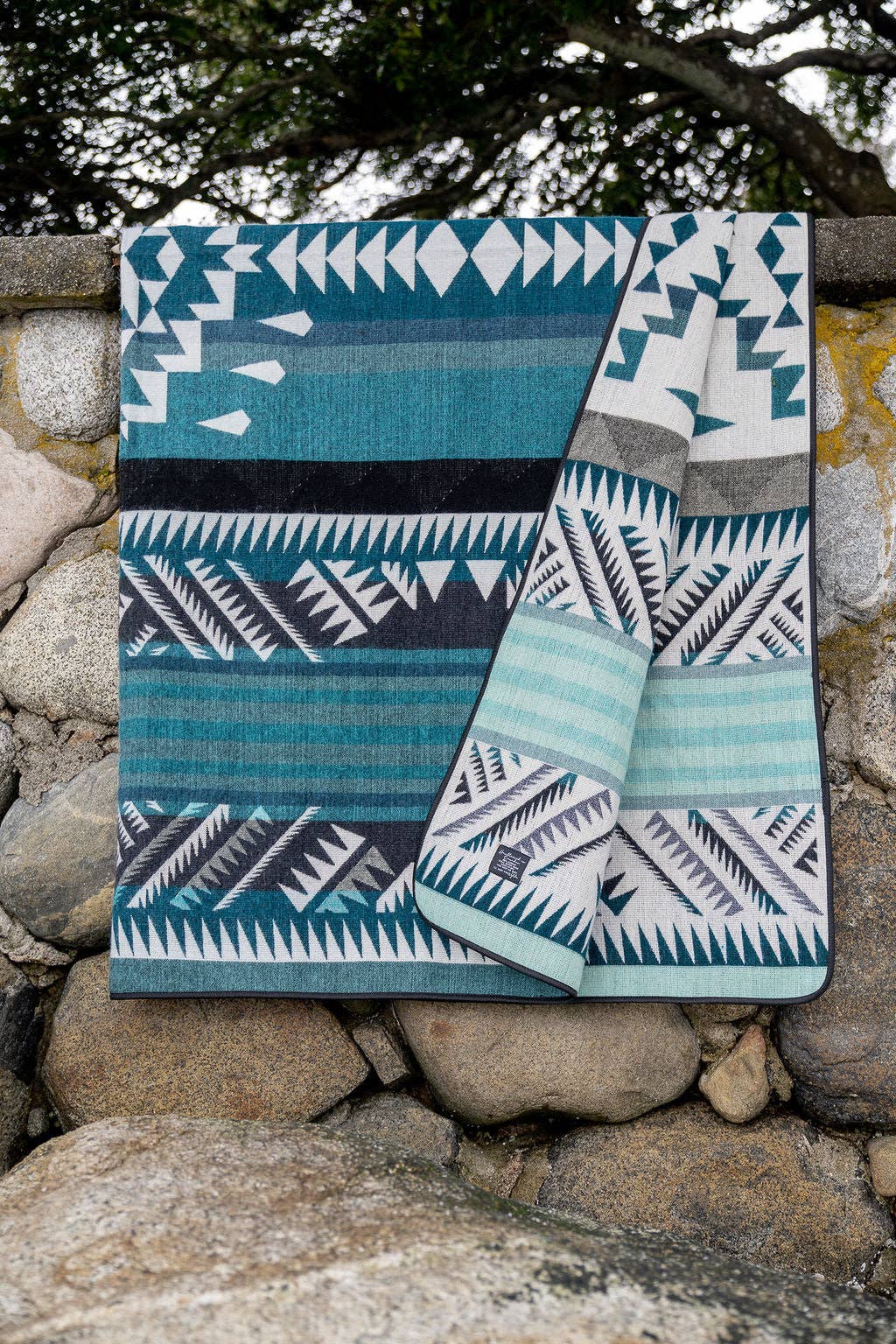 Manta Aztec Reversible Blanket