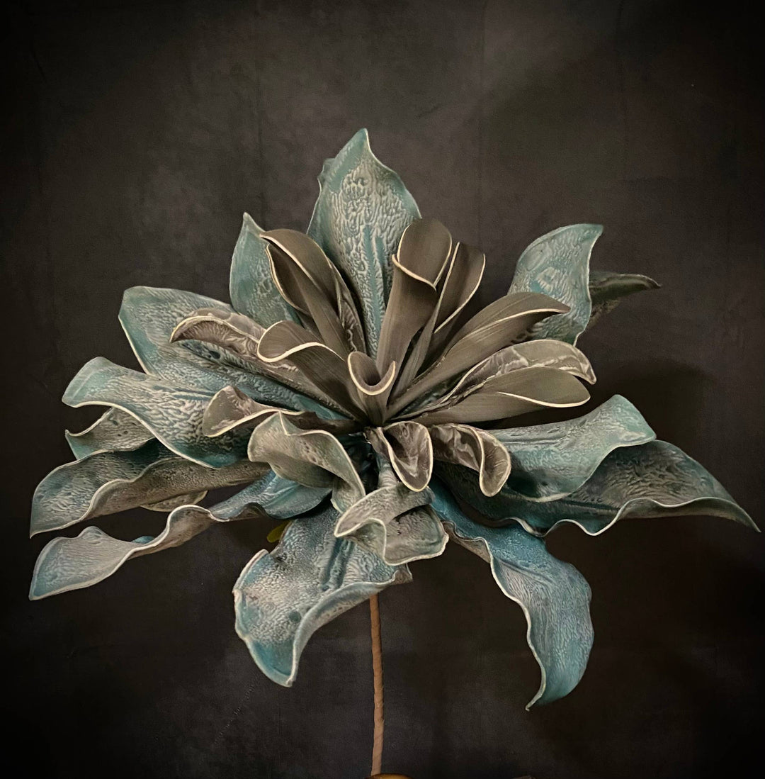 DENIM BLUE FOAM FLOWER