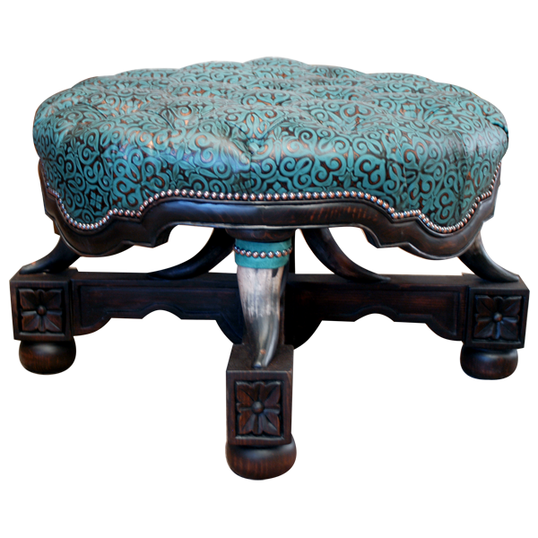 Saddleback Tres Ottoman