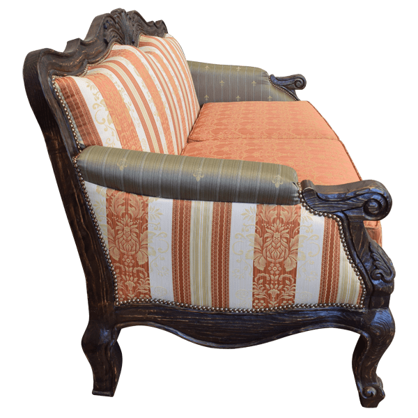 Wolfpine Sofa