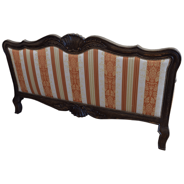 Wolfpine Sofa